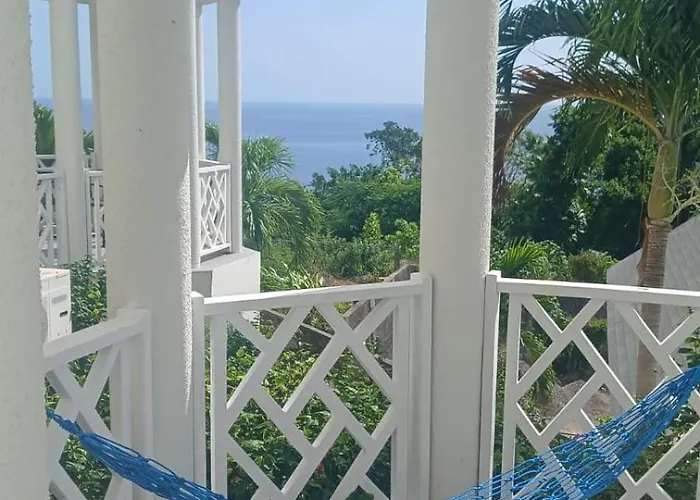 Apartment Blue Hammock At Skycastle *