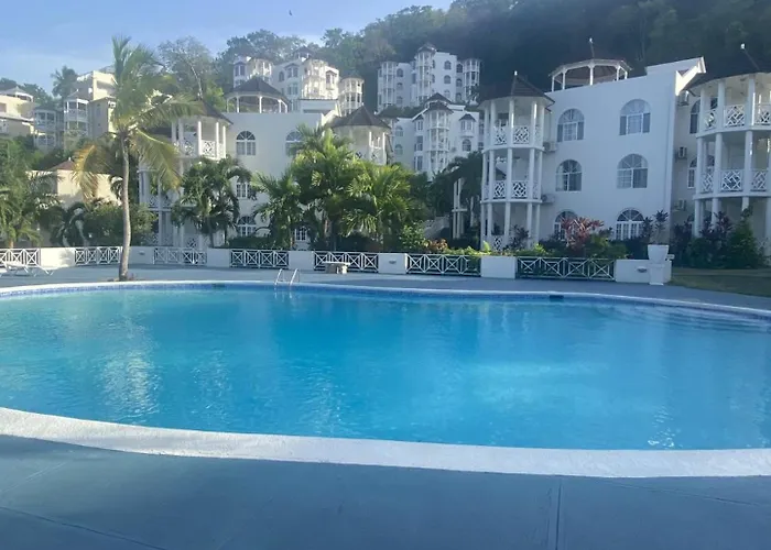 Blue Hammock At Skycastle
